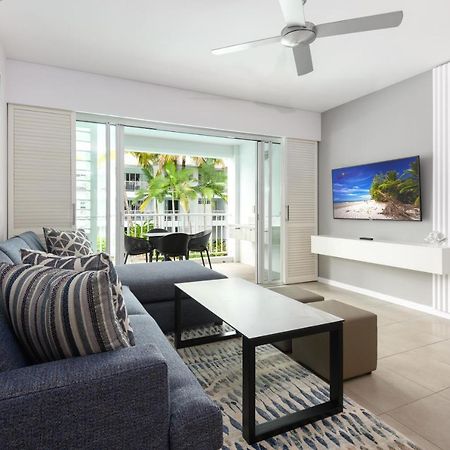 Beach Club Port Douglas Luxury Apartments Exterior photo