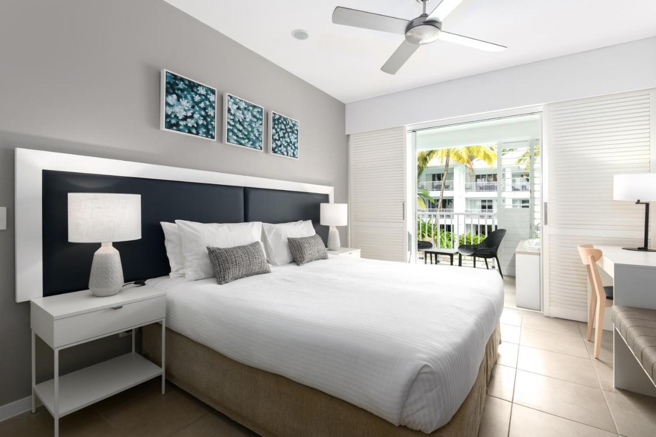 Beach Club Port Douglas Luxury Apartments Room photo